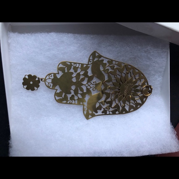 Orit Grader Hamsah Pendant in box - Picture 2 of 9